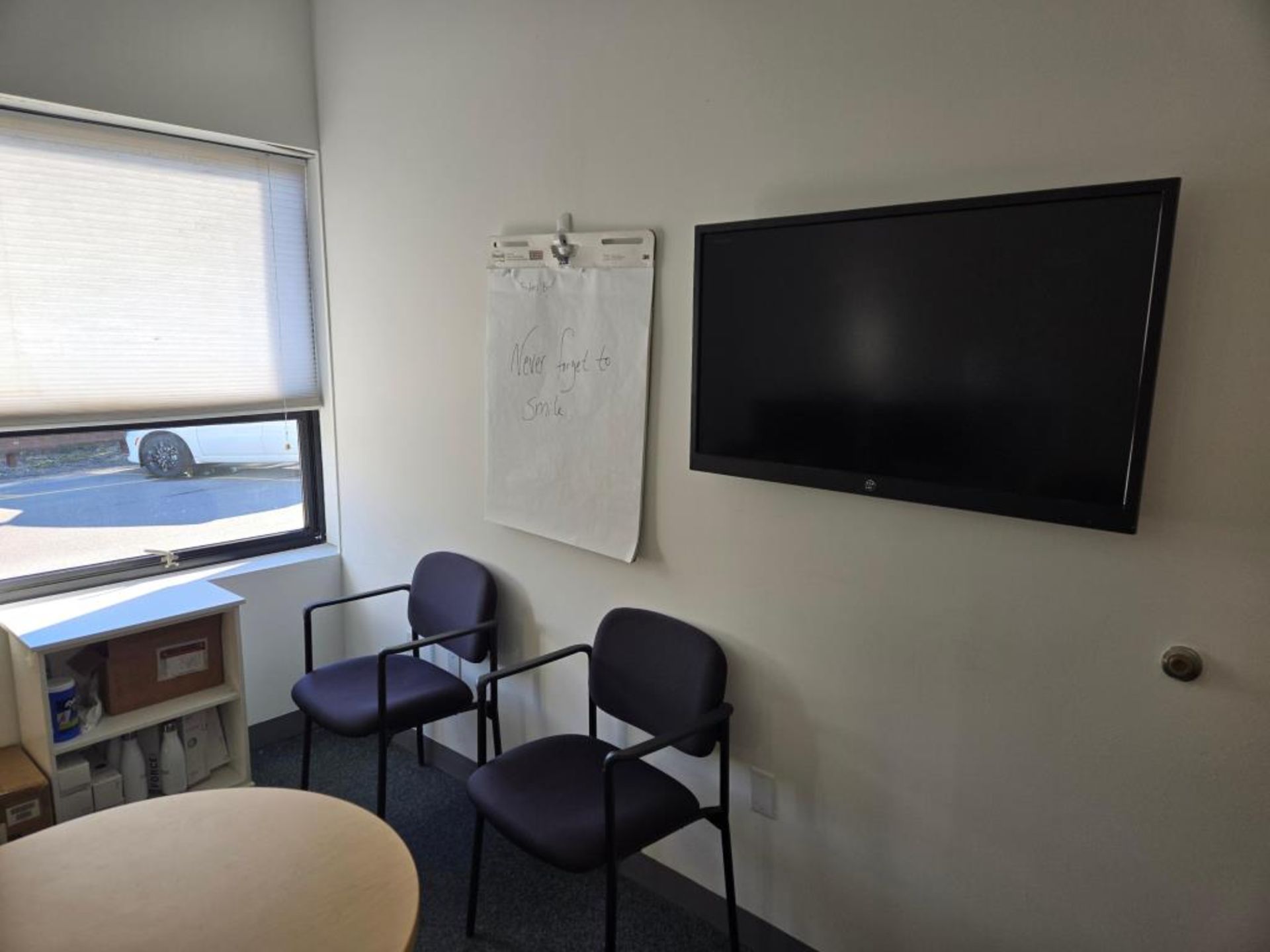 Office Furniture - Image 2 of 7