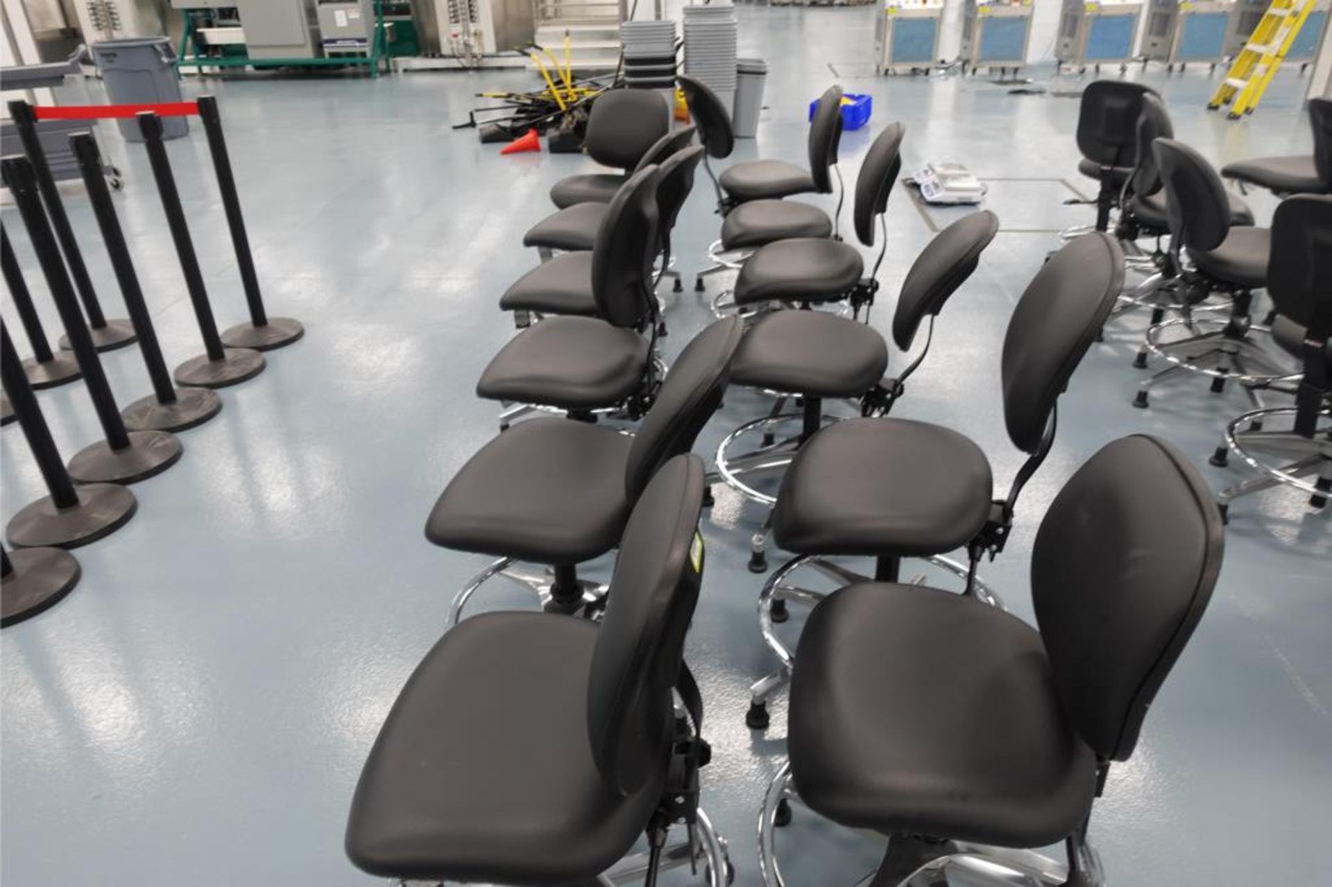 BioFit Elite Series Lot Includes (12) Aluminum Base Ergonomic Chairs ...