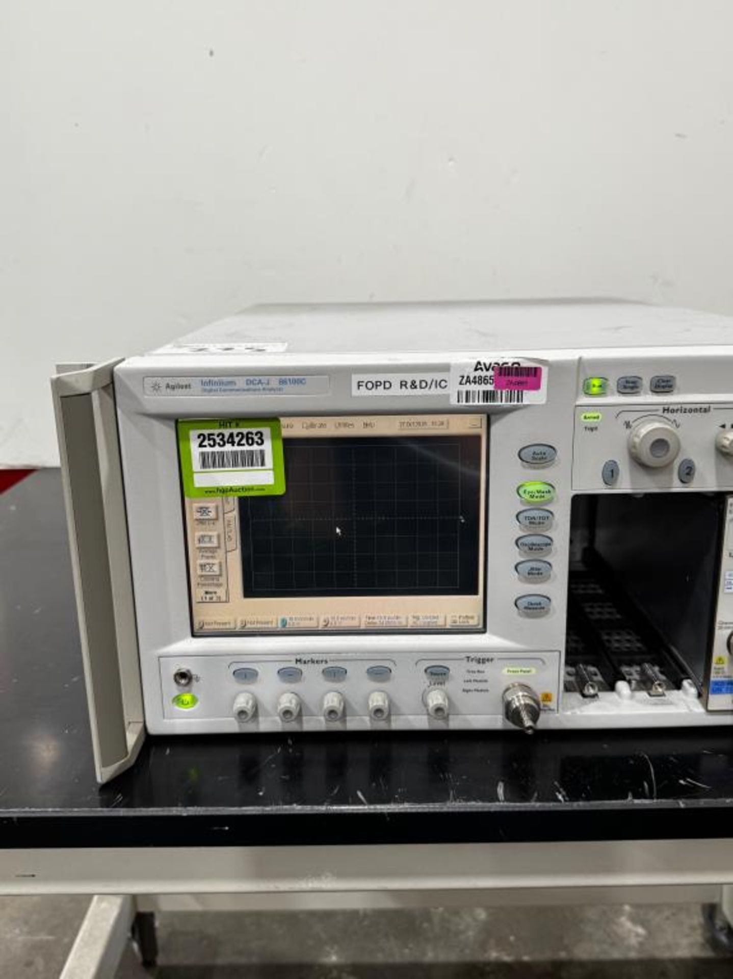 Agilent 86100C Agilent 86100C Infiniium DCA-J Digital Communication ...
