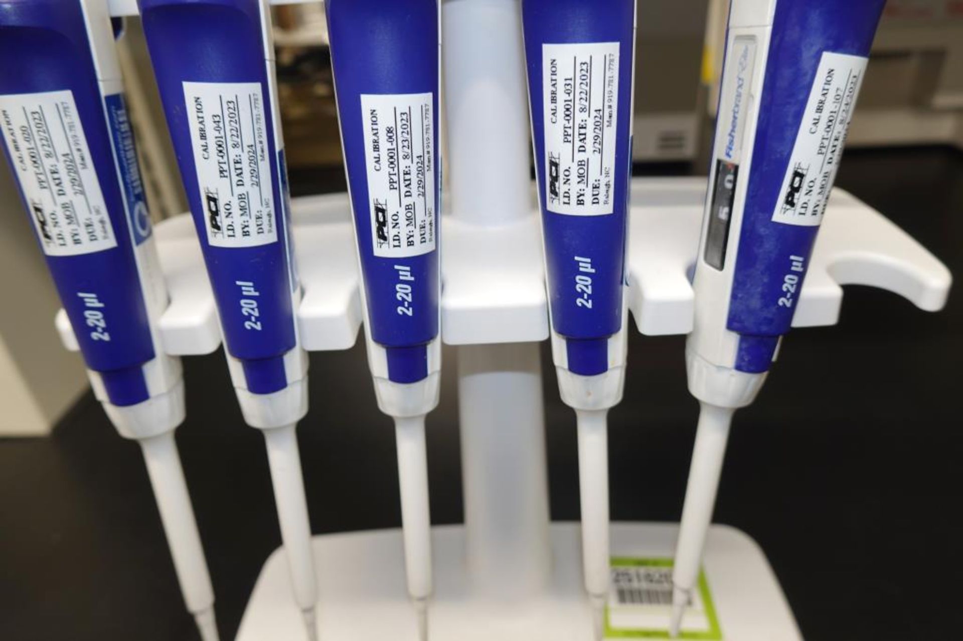 Fisherbrand Single Channel Pipettes - Image 4 of 5