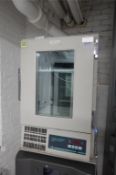 New Brunswick Refrigerated Benchtop Incubator