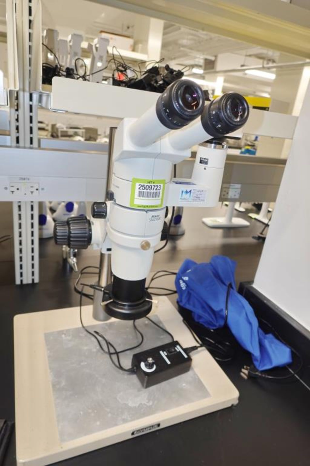 Nikon SMZ1000 Stereozoom Microscope With GT 5.0 Color Microscope Camera ...