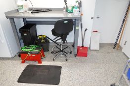 ULINE Maintenance Workstation Bench