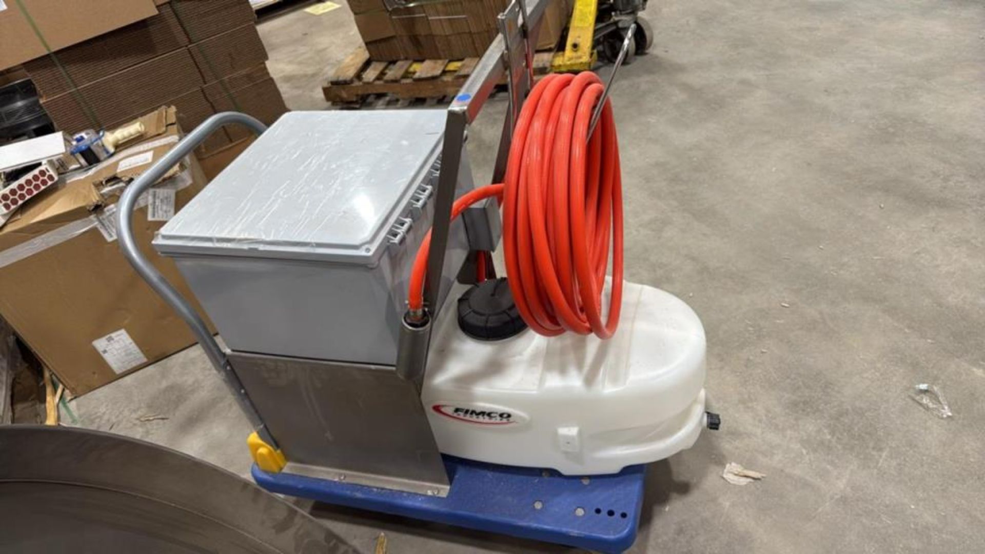 Portable Wash Down Sanitizing Sprayer - Image 4 of 8