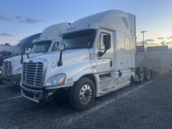 2016 Freightliner Cascadia Truck