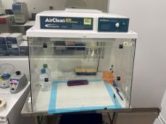 Air Clean 600 PCR Workstation