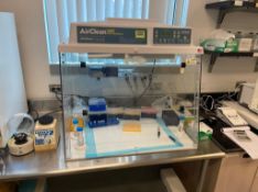 Air Clean 600 PCR Workstation