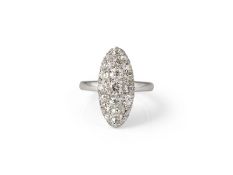 GROßER OVALER DIAMANT RING