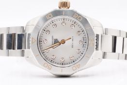 TAG Heuer Aqua Racer 2025 White Mother of Pearl Diamond Dot 0.12ct Quartz 30mm Stainless Steel
