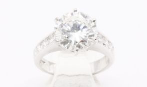 Natural 4.09ct Diamond Ring J Colour VS1 Clarity Round Brilliant Cut 18kt White Gold-WGI Certificate