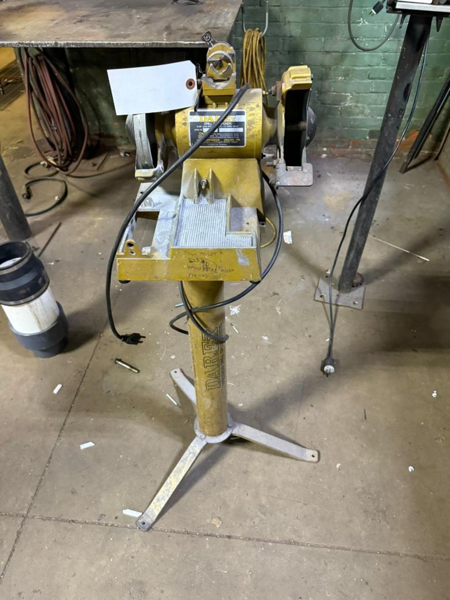 DAREX DRILL SHARPENER, 1/3 HP, 3450RPM - Simple Rigging/Loading Fee: $50