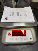 OHAUS DIGITAL SCALE VALOR 4000W