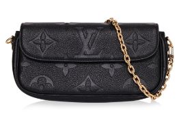 A LOUIS VUITTON WALLET ON CHAIN IVY