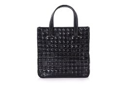 A CHANEL CHOCOLATE BAR PATENT LEATHER TOTE BAG