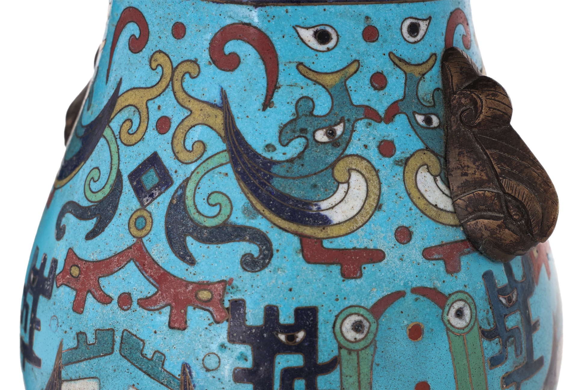 A PAIR OF CLOISONNE ENAMEL VASES OR SPITTOONS - Image 3 of 4