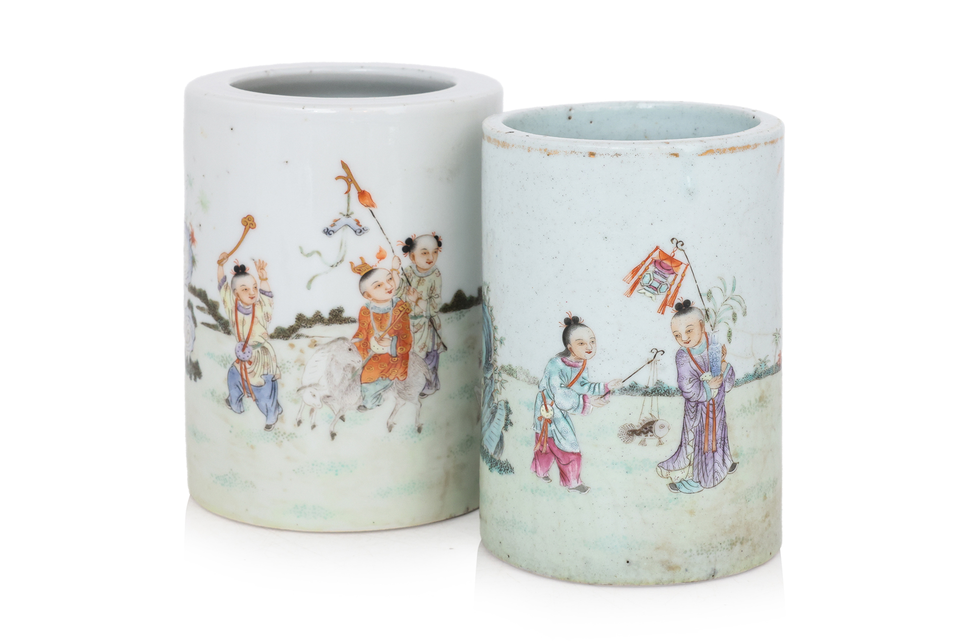 TWO FAMILLE ROSE PORCELAIN BRUSH POTS - Image 2 of 5