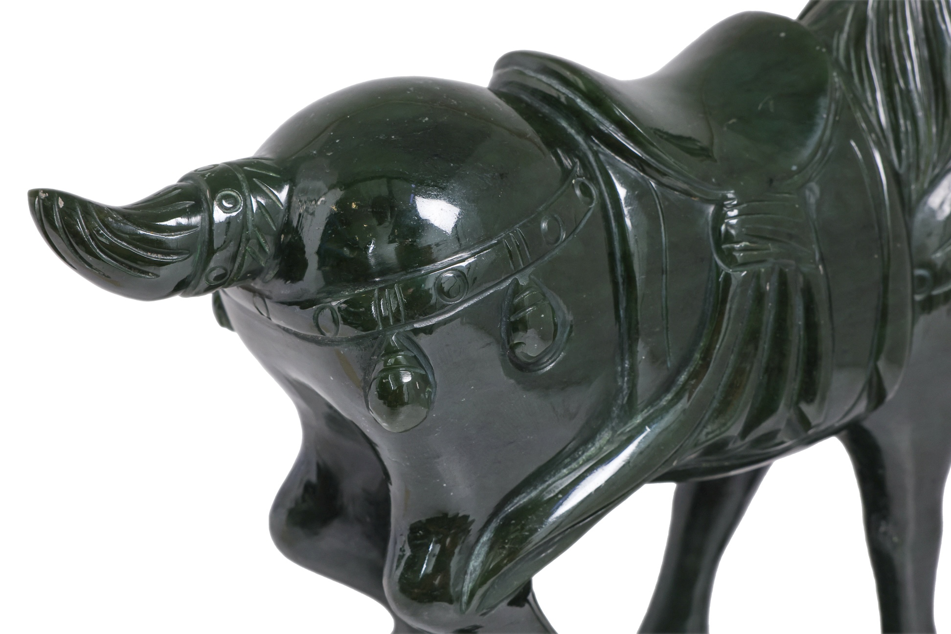 A SPINACH JADE MODEL OF A HORSE - Image 4 of 6