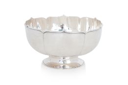 A CHINESE EXPORT SILVER PEDESTAL BOWL