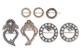 A GROUP OF SILVER KEROSANG BROOCHES