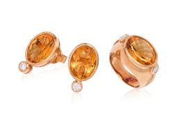 A CITRINE AND DIAMOND RING WITH PAIR OF MATCHING STUD EARRINGS