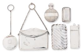 A GROUP OF ENGLISH AND OTHER SMALL SILVER ITEMS