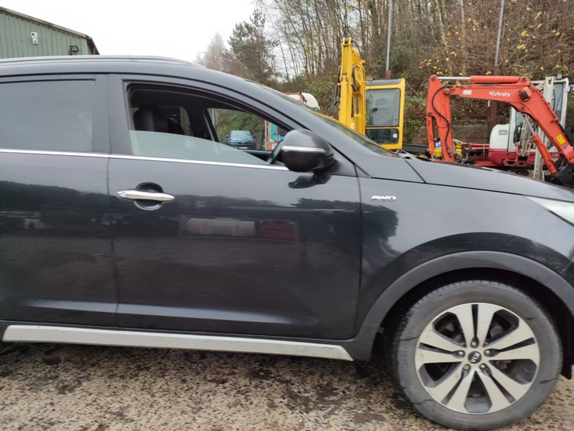 10/60 KIA SPORTAGE FIRST ED CRDI1995cc 6 Speed Manual Diesel Estate Black 119k WU60YHH - Image 34 of 52