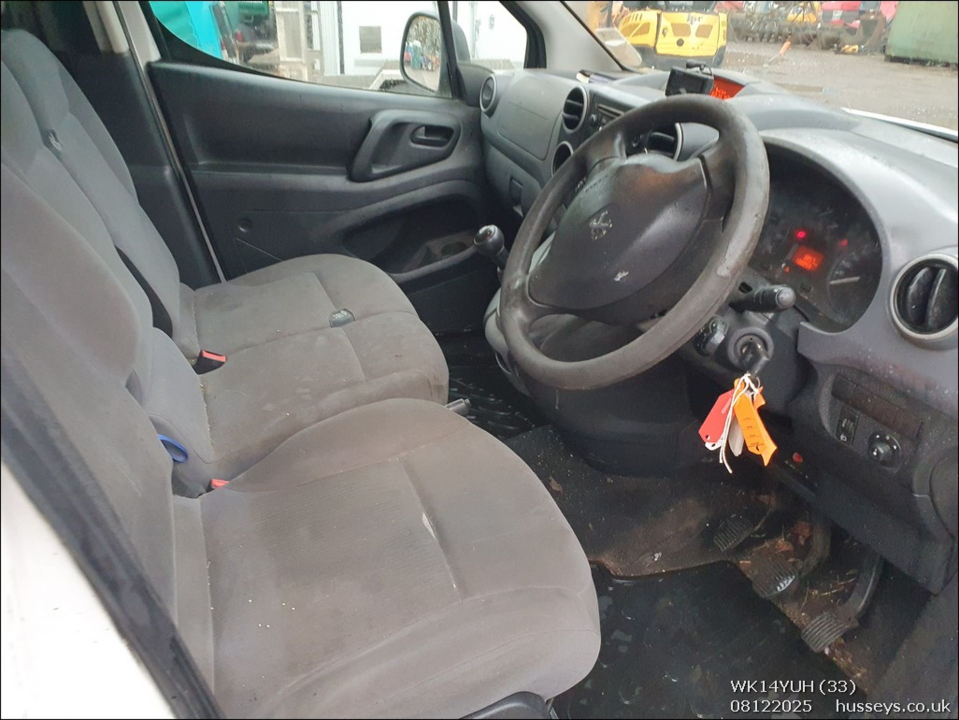 14/14 PEUGEOT PARTNER 850 SE L1 HDI 1560cc 5 Spd Manual Diesel Panel Van (White, 136k) WK14YUH - Image 33 of 37