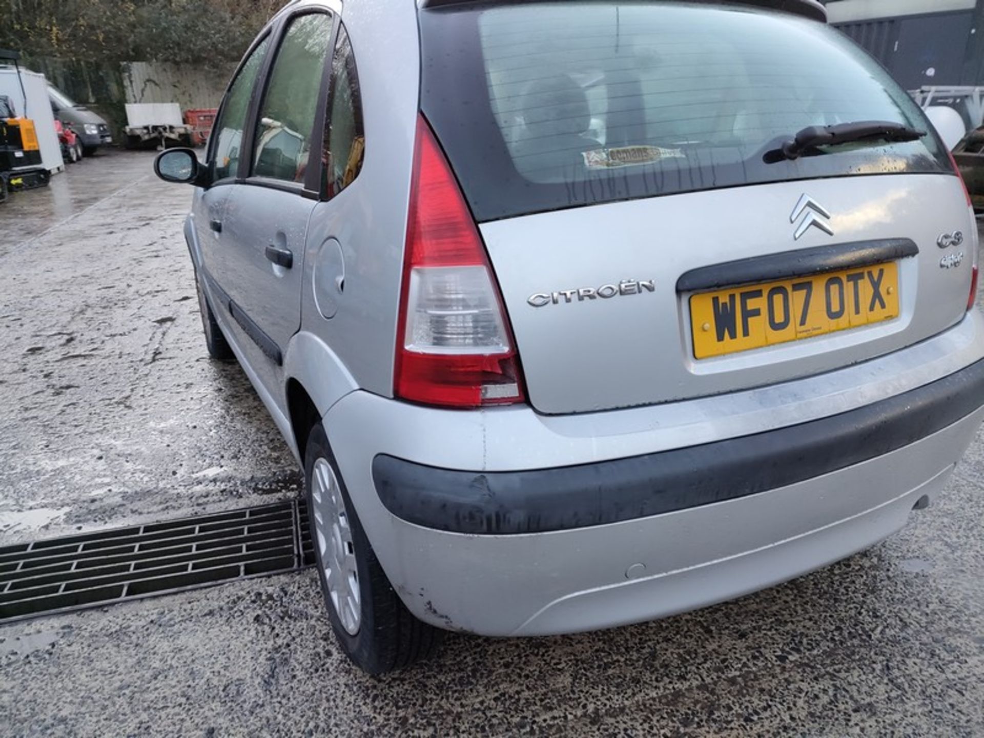 07/07 CITROEN C3 AIRPLAY+ 1124cc 5 Speed Manual Petrol 5 Door Hatchback Silver WF07OTX - Image 13 of 35