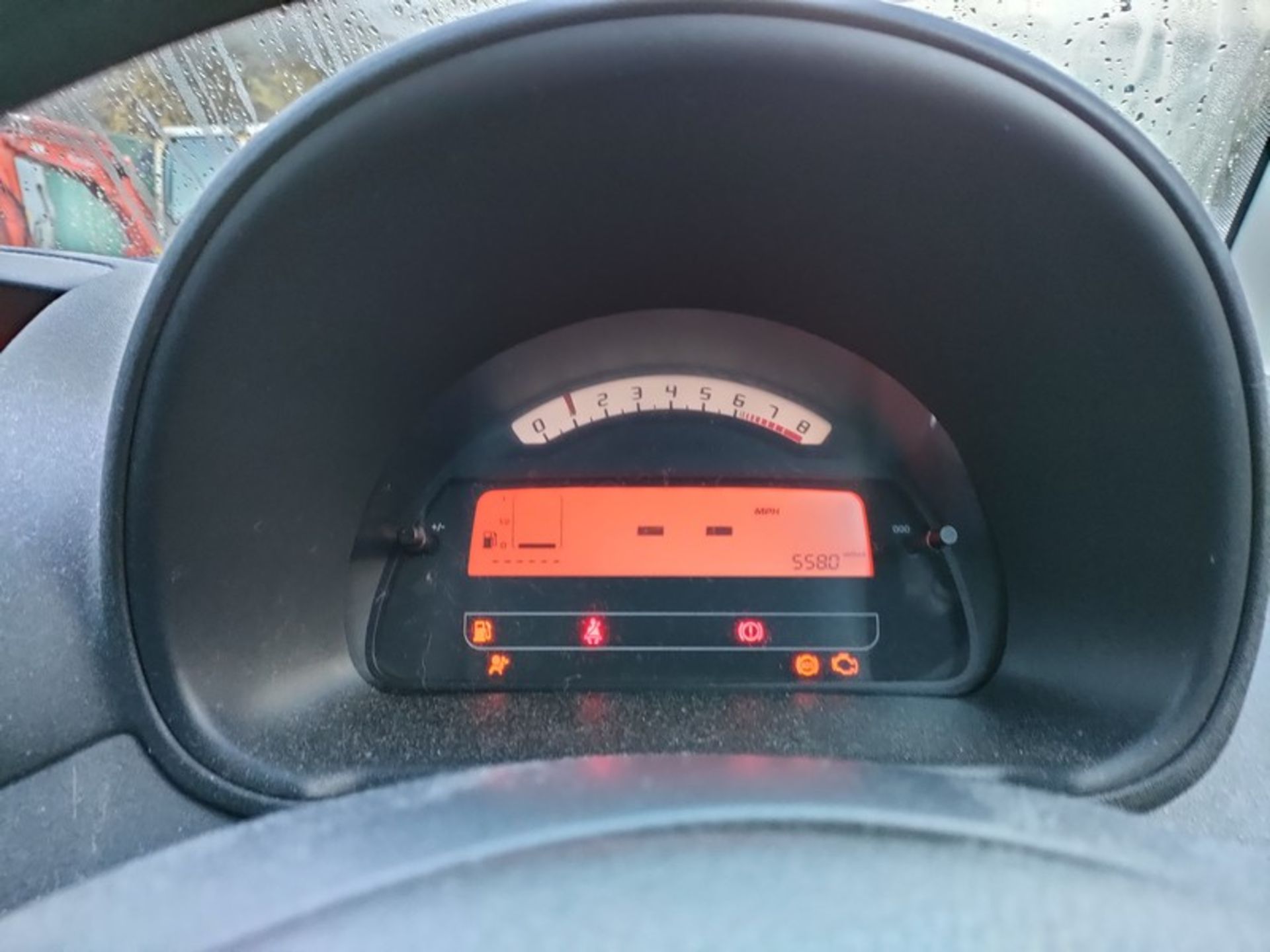 07/07 CITROEN C3 AIRPLAY+ 1124cc 5 Speed Manual Petrol 5 Door Hatchback Silver WF07OTX - Image 32 of 35