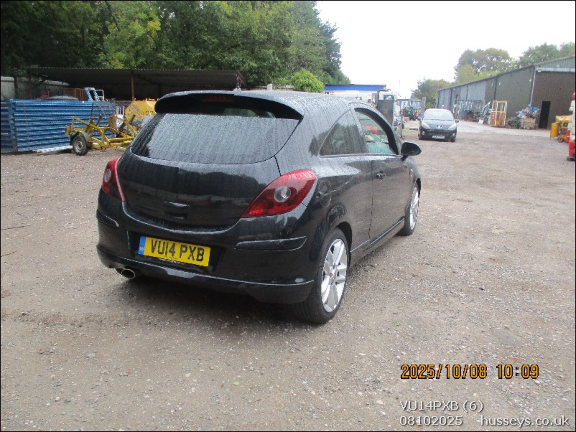 14/14 VAUXHALL CORSA SRI 1398cc 5 Spd Manual Petrol 3 Dr H/Back (Black, 116k) VU14PXB - Image 6 of 19