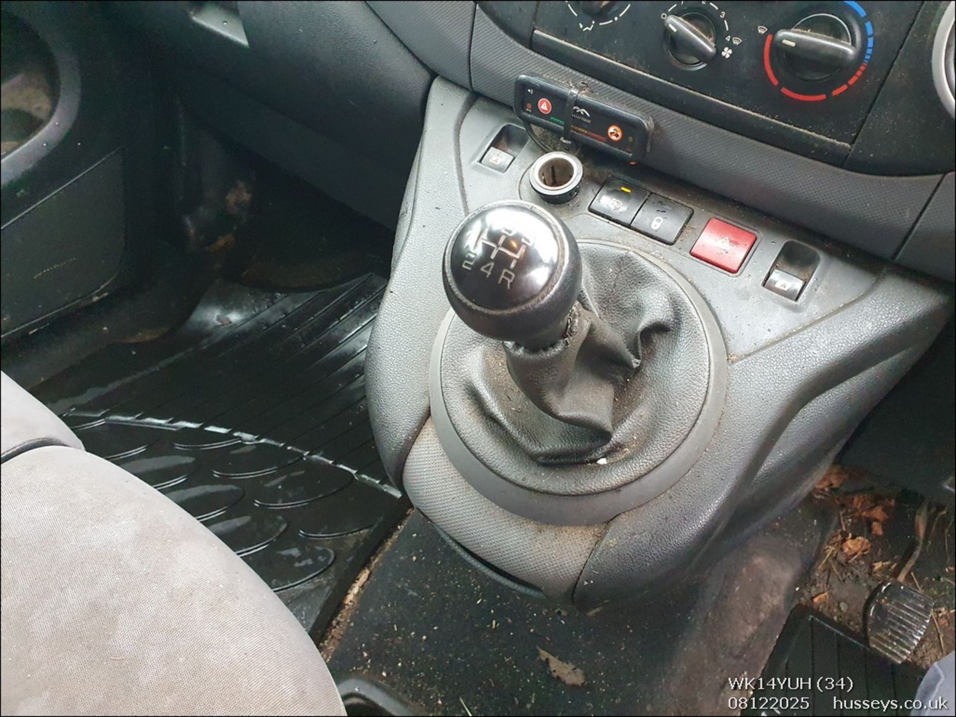 14/14 PEUGEOT PARTNER 850 SE L1 HDI 1560cc 5 Spd Manual Diesel Panel Van (White, 136k) WK14YUH - Image 34 of 37