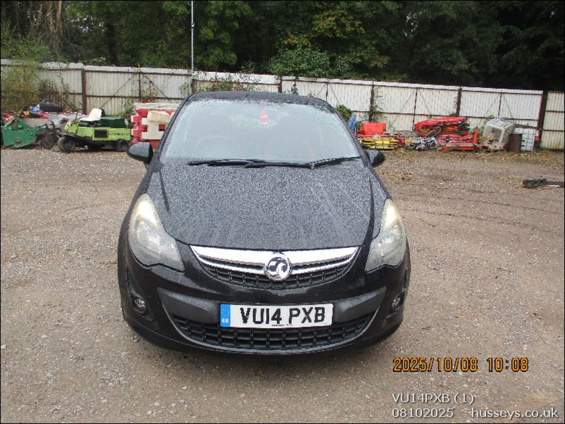 14/14 VAUXHALL CORSA SRI 1398cc 5 Spd Manual Petrol 3 Dr H/Back (Black, 116k) VU14PXB - Image 2 of 19