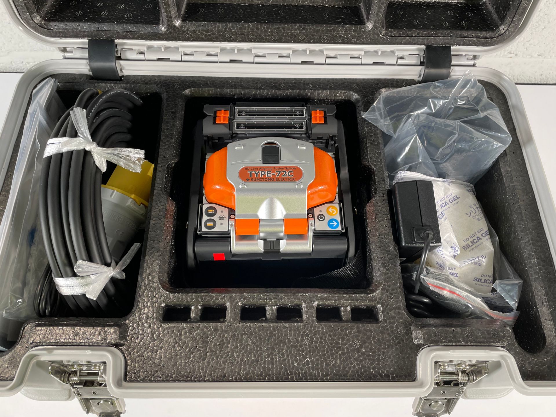 Sumitomo Type 72-C HD Core Aligning Fusion Splicer (Security PIN Protected).