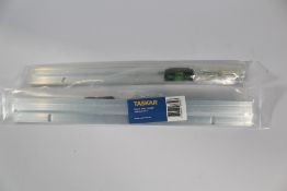 Twenty Taskar Heavy Duty Hangers - 300mm.