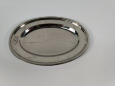 Nineteen as new stainless steel oval dishes, flat, double rim - 250mm (may show signs of long term s