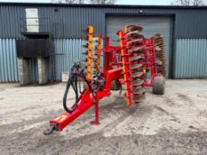 2017 Vaderstad Topdown TD 500 5m discs, auto-reset legs and rear packer, hydraulic folding, trailed.