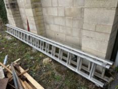 Aluminium ladder
