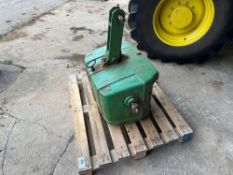 John Deere 900kg front weight block