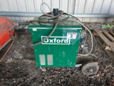 Oxford Spalding’s MIG 225 MIG welder, single phase