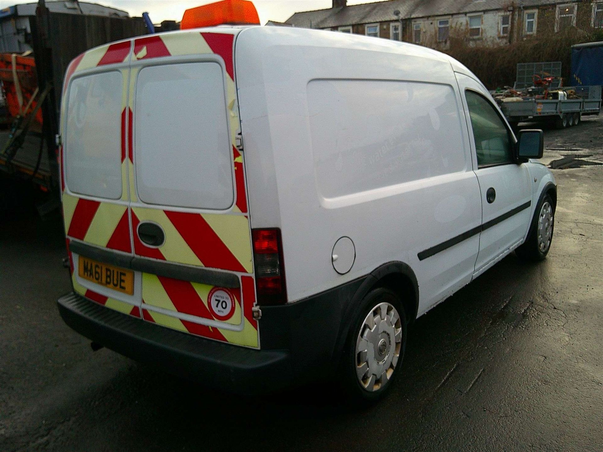 2011 61 REG VAUXHALL COMBO 2000 CDTI 16V (DIRECT UNITED UTILITIES WATER) - Image 4 of 7