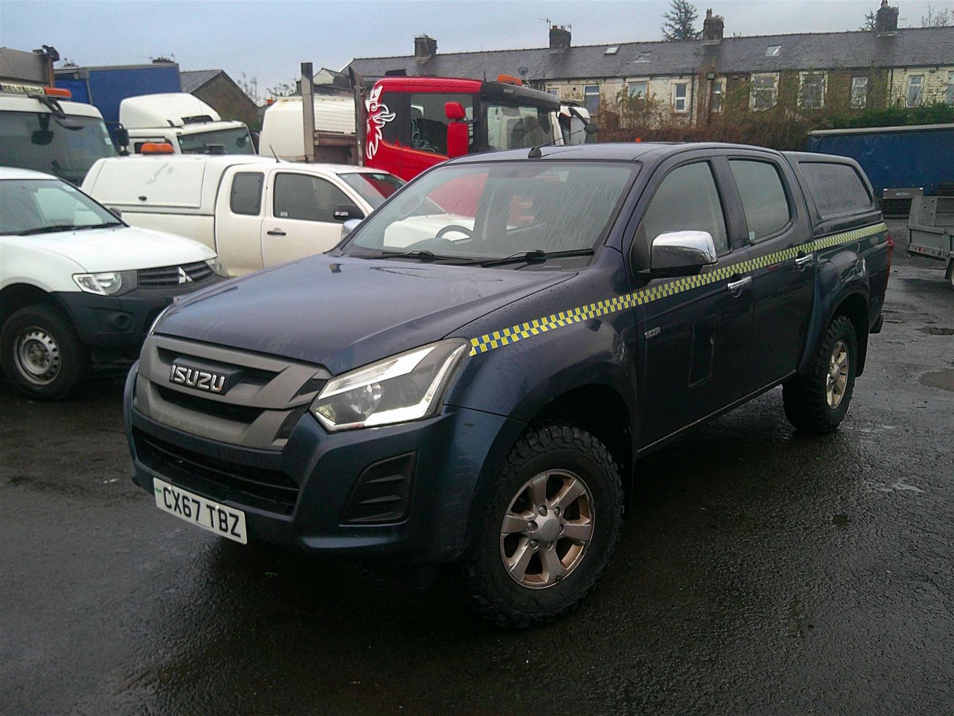 2017 67 REG ISUZU D-MAX EIGER PICK-UP (DIRECT COUNCIL) - Image 2 of 7