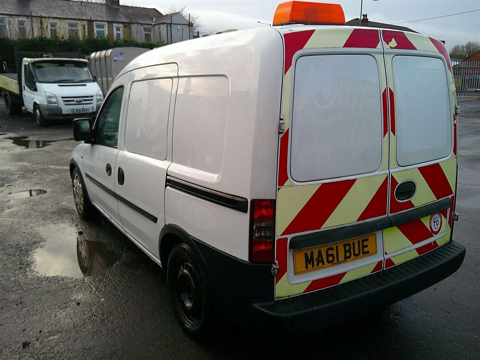 2011 61 REG VAUXHALL COMBO 2000 CDTI 16V (DIRECT UNITED UTILITIES WATER) - Image 3 of 7