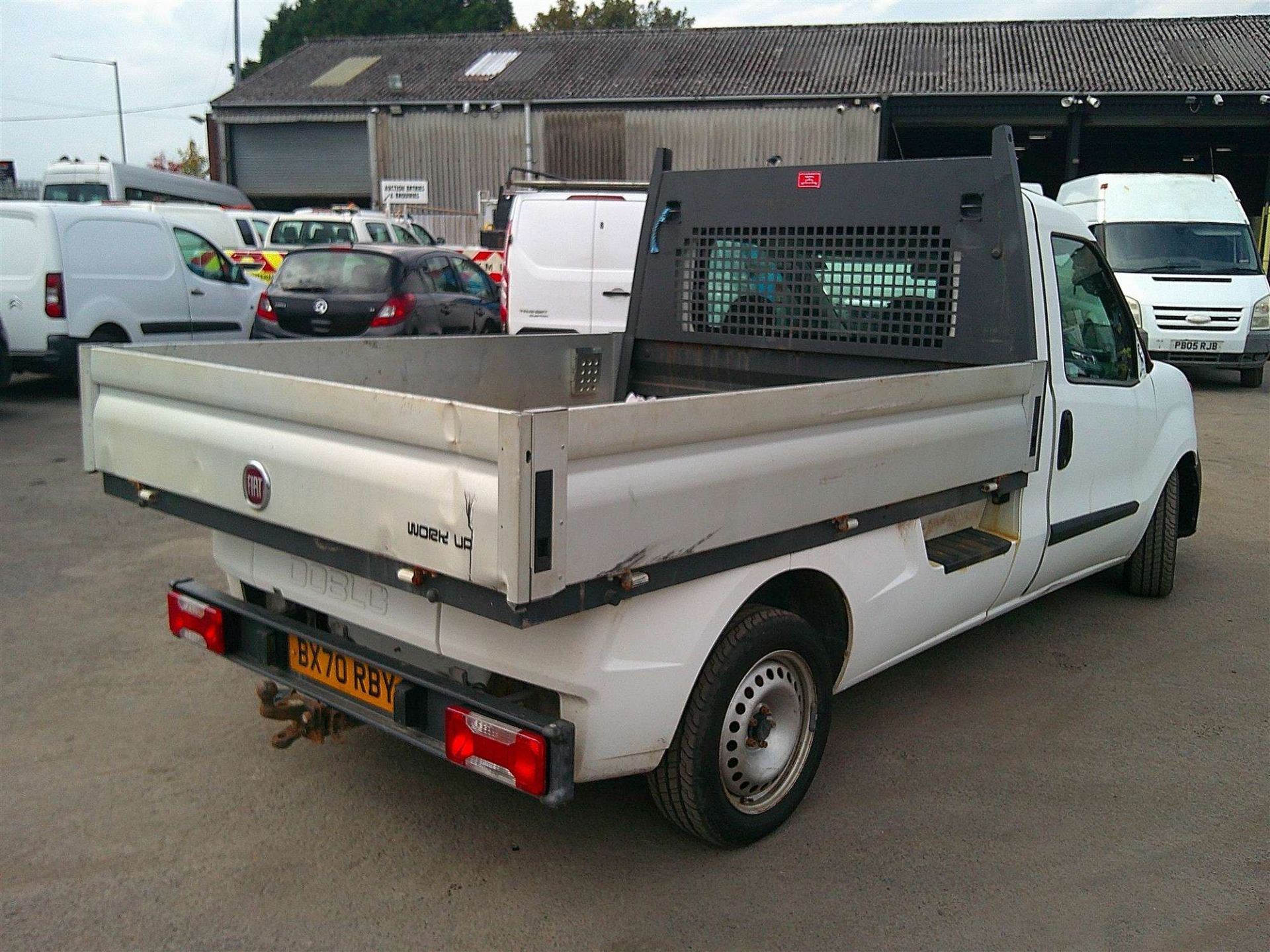 2020 70 REG FIAT DOBLO CARGO L2 MULTIJET - Image 4 of 6