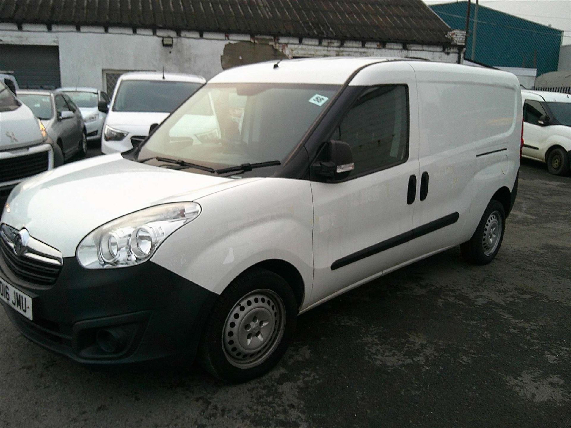 2016 16 REG VAUXHALL COMBO L2 H1 2300 (DIRECT FIRE & RESCUE)