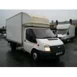 2013 13 reg FORD TRANSIT 350 LUTON VAN WITH TAIL LIFT