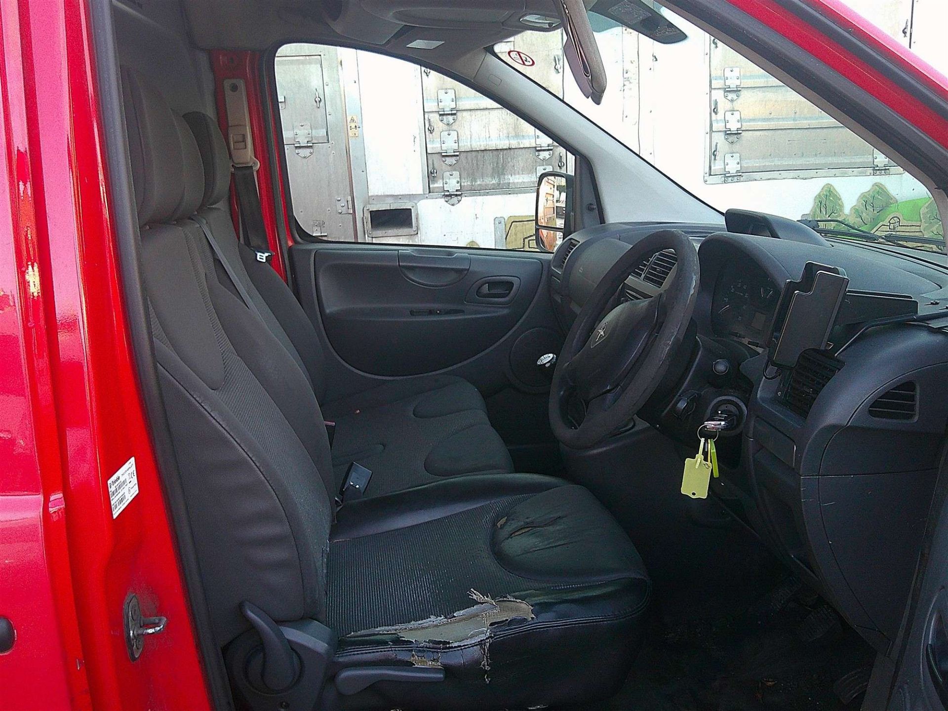 2014 64 reg PEUGEOT EXPERT 1200 L2H1 HDI - Image 6 of 7