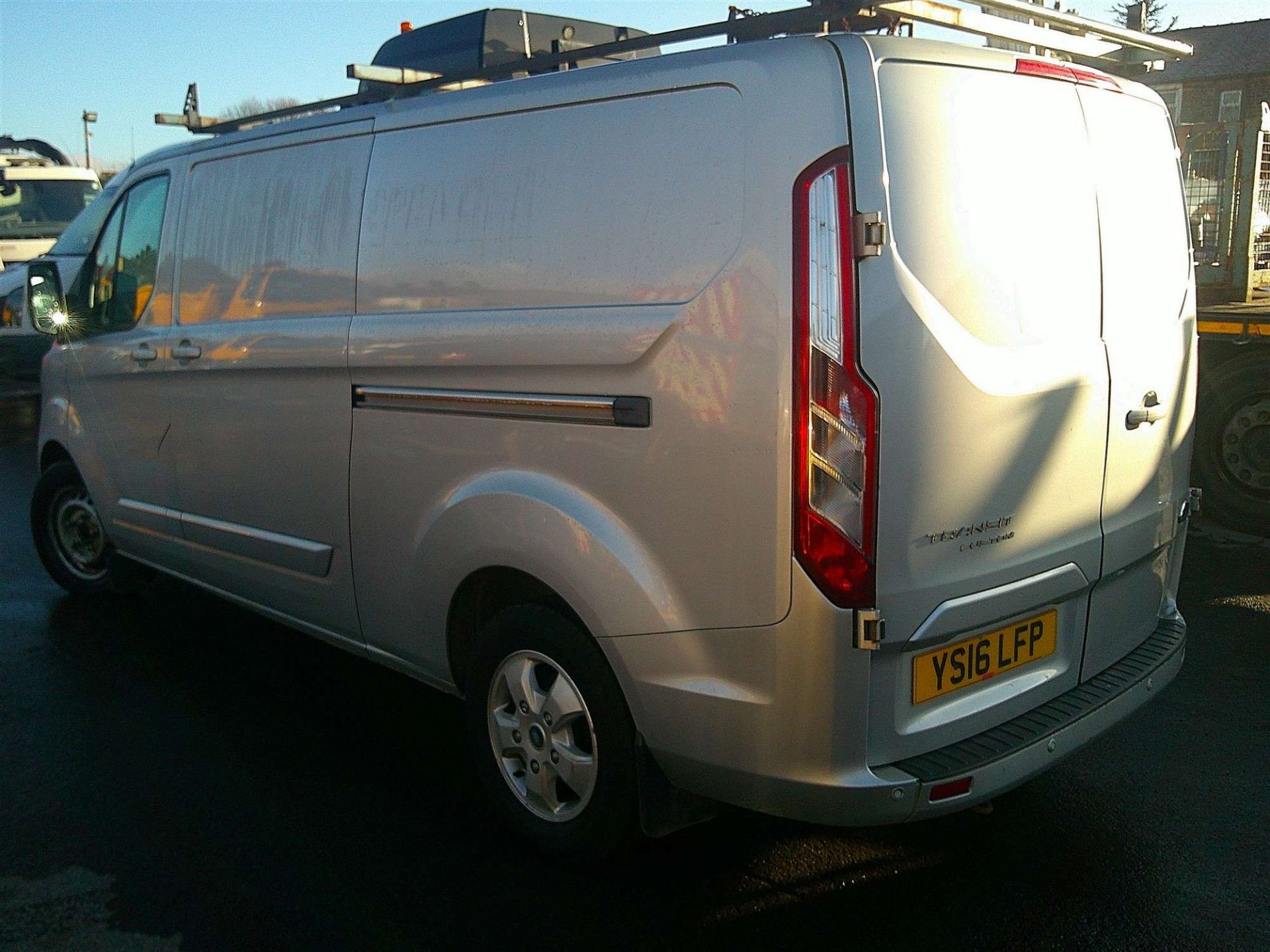 2016 16 reg FORD TRANSIT CUSTOM 290 L2 - Image 4 of 5