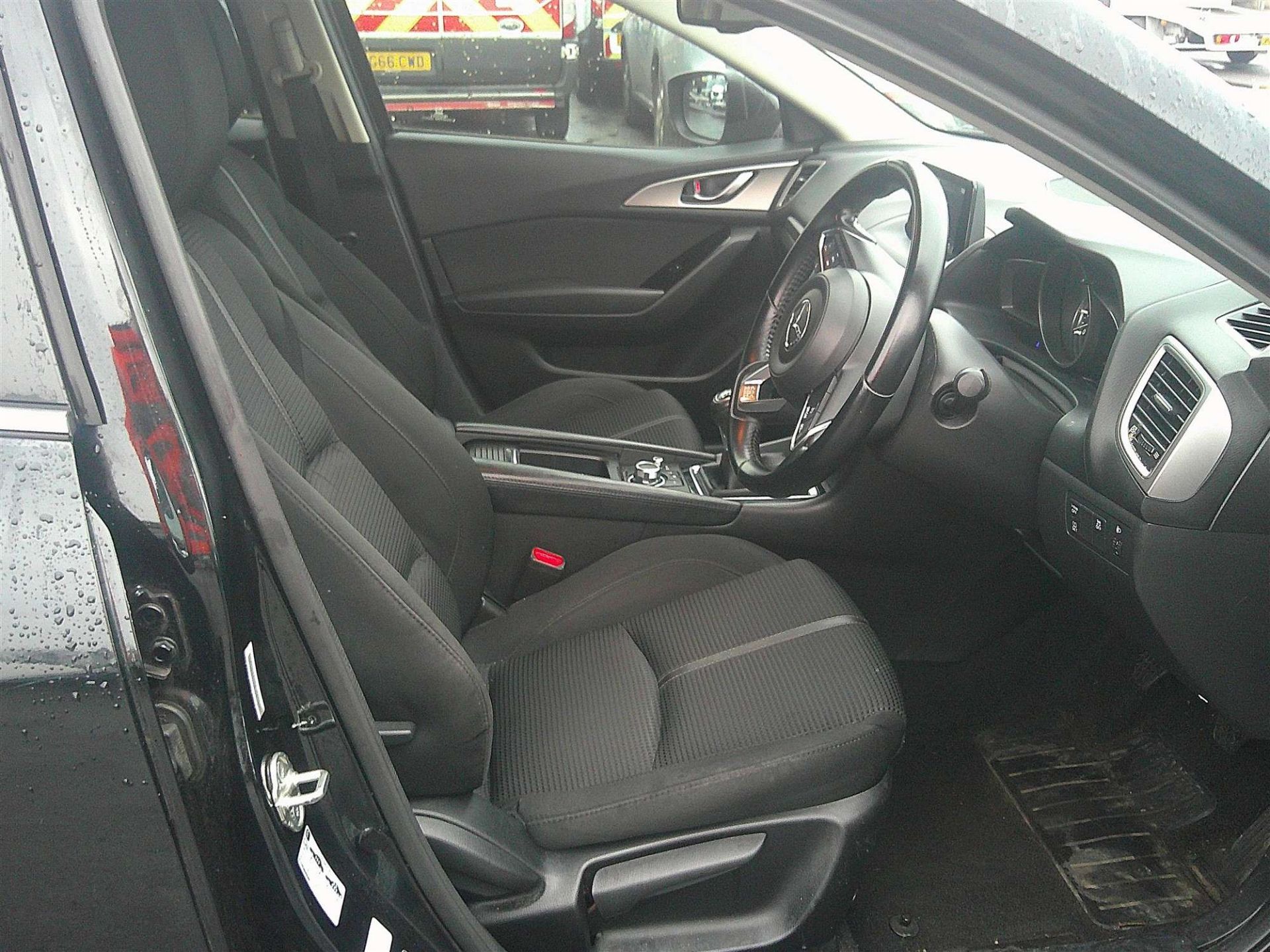 2017 66 REG MAZDA BL 3 SEL D NAV 5 DOOR HATCH BACK - Image 6 of 7