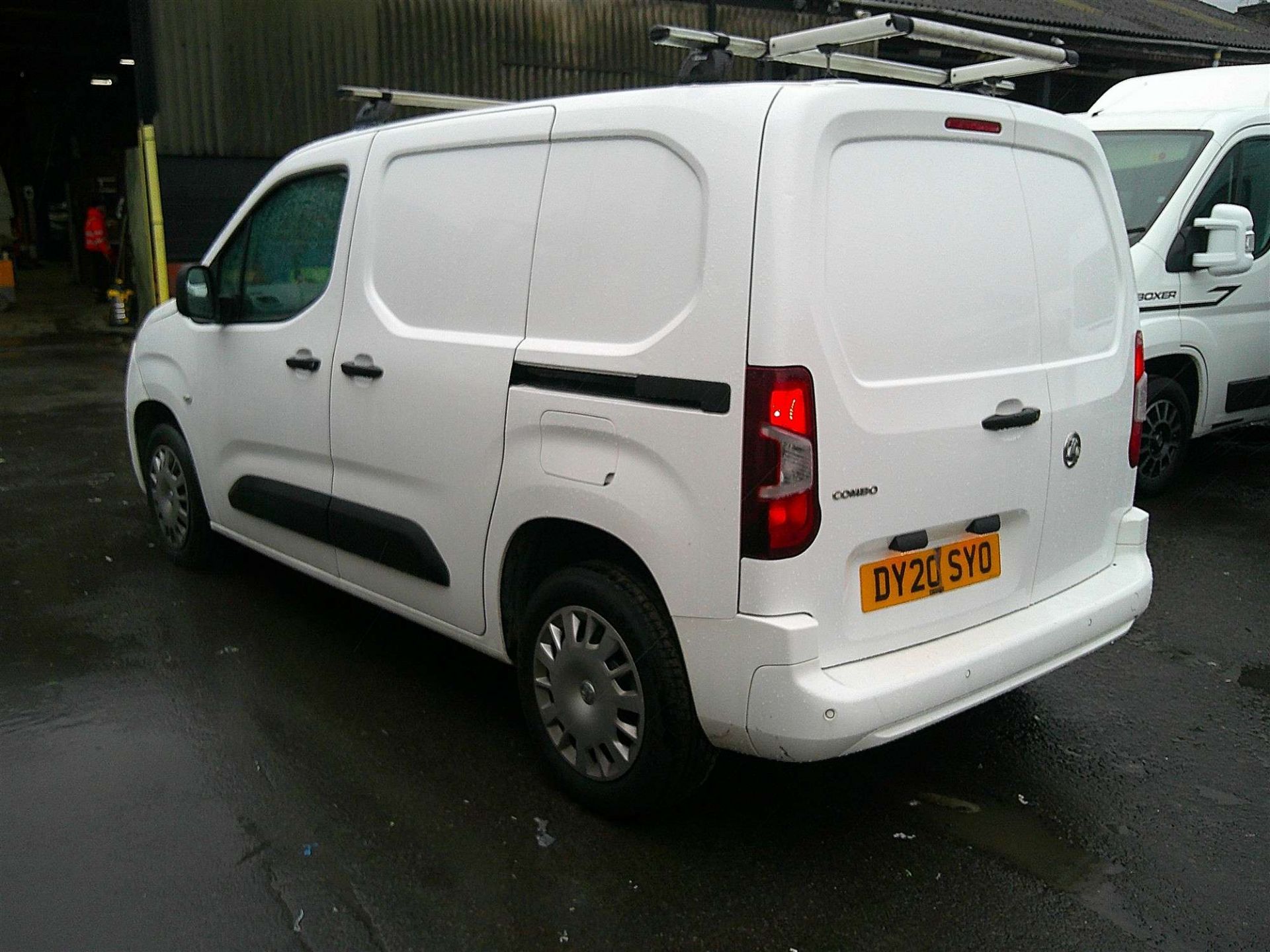 2020 20 REG VAUXHALL COMBO 2300 SPORTIVE S/S - Image 3 of 7