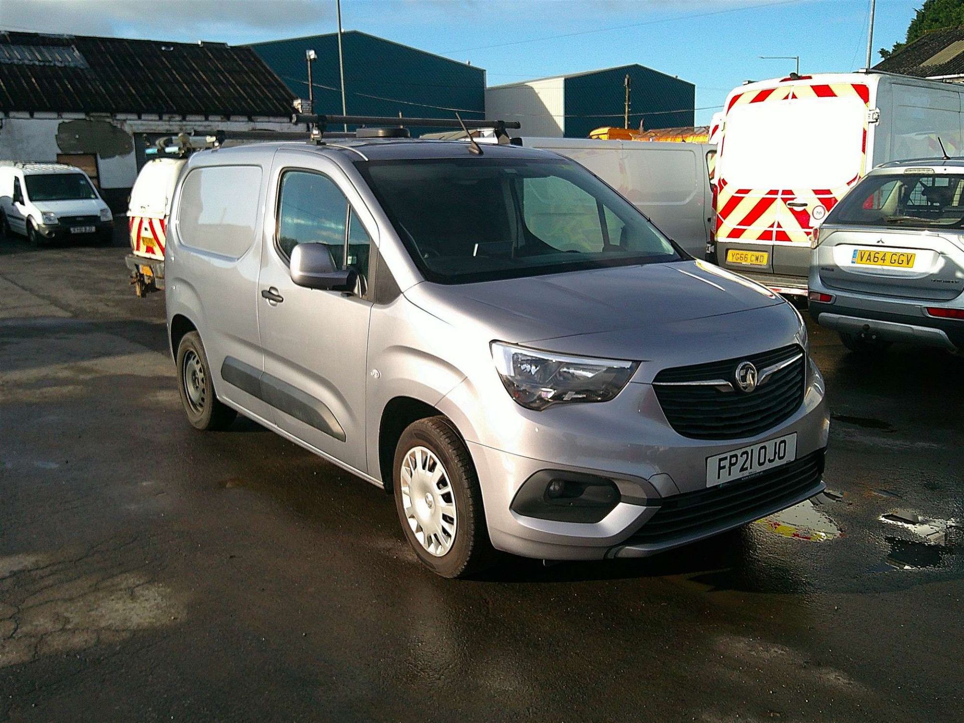 2012 21 reg VAUXHALL COMBO CARGO L1 2000